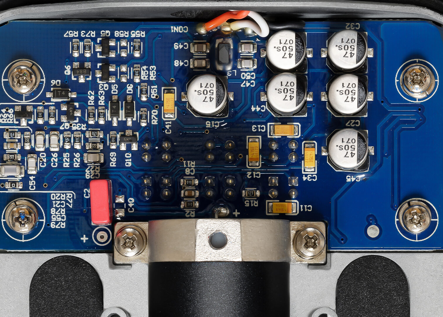 BL8-PCB-Close-Up-1-aspect-ratio-545-390